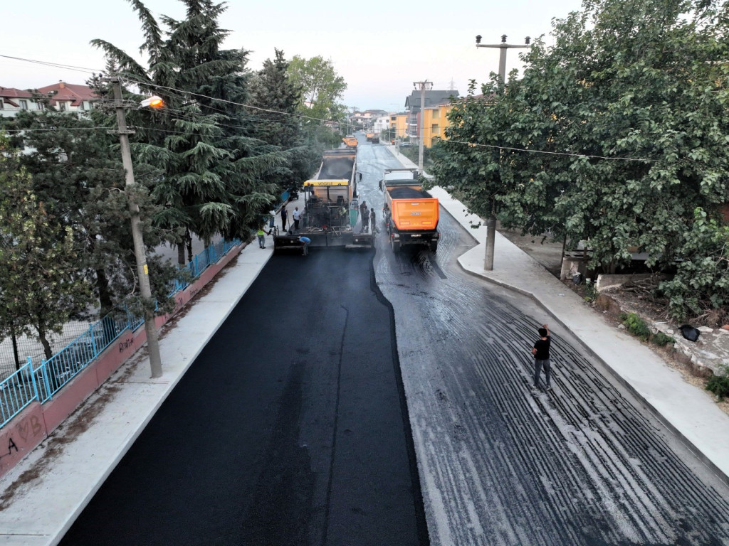 Gölcük’te trafiğin kesiştiği noktada düzenleme