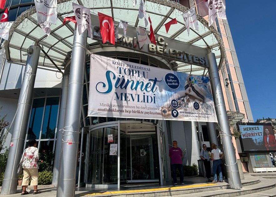 İzmit’te miniklere özel toplu sünnet mevlidi