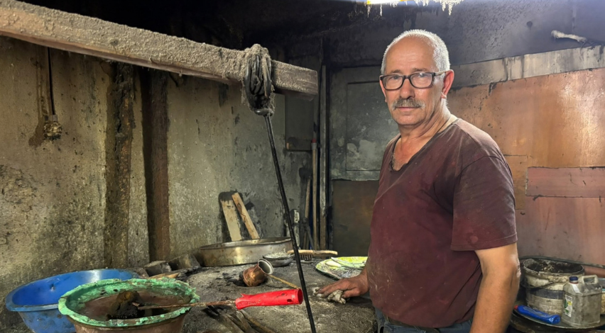 İzmit’te tek kalmıştı! Emektar kalaycı dükkanını kapatıyor!