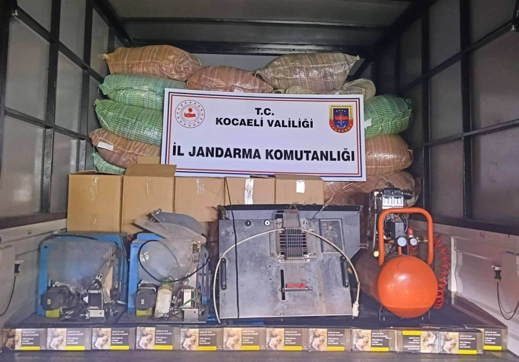 Kocaeli'de 4 milyon TL’lik kaçak tütün operasyonu