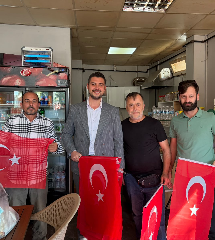 AK Gençler, İzmit’i bayrakla donatacak