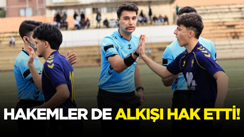 Hakemler de alkışı hak etti!