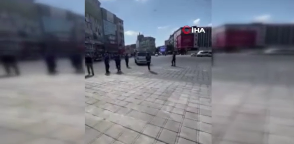 Aracını polisin üzerine sürdü