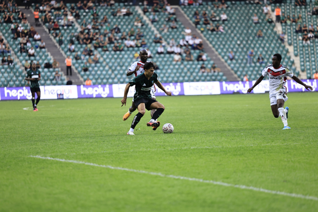 Gençlik aşısı tuttu… Kocaelispor’dan iyisi yok!