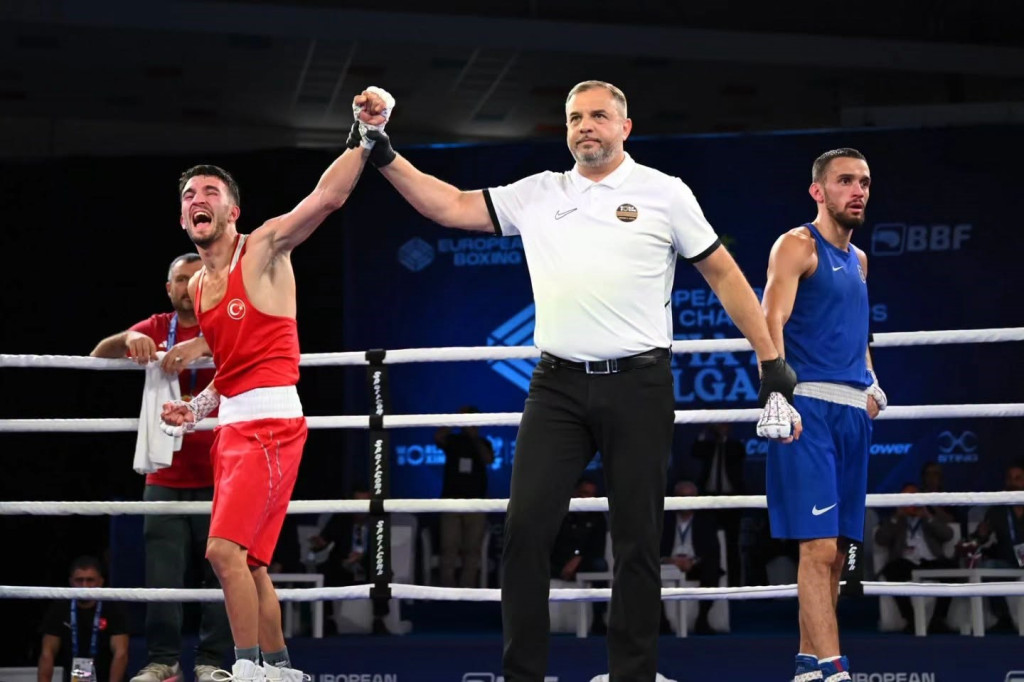 Gururumuz Semih Gümüş