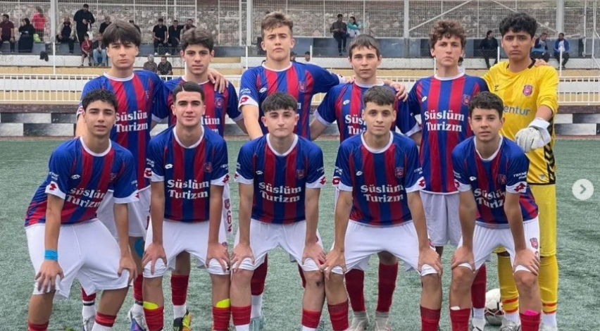 Derince Birlikspor’un U-15’leri harika