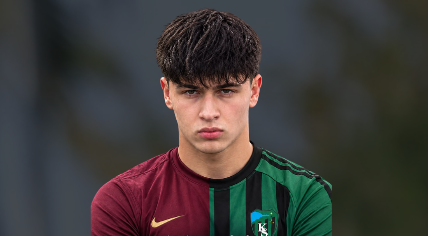 Kocaelispor’a 16 yaşında sağ bek