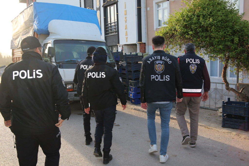 Kocaeli'de aranan 54 şüpheli tutuklandı