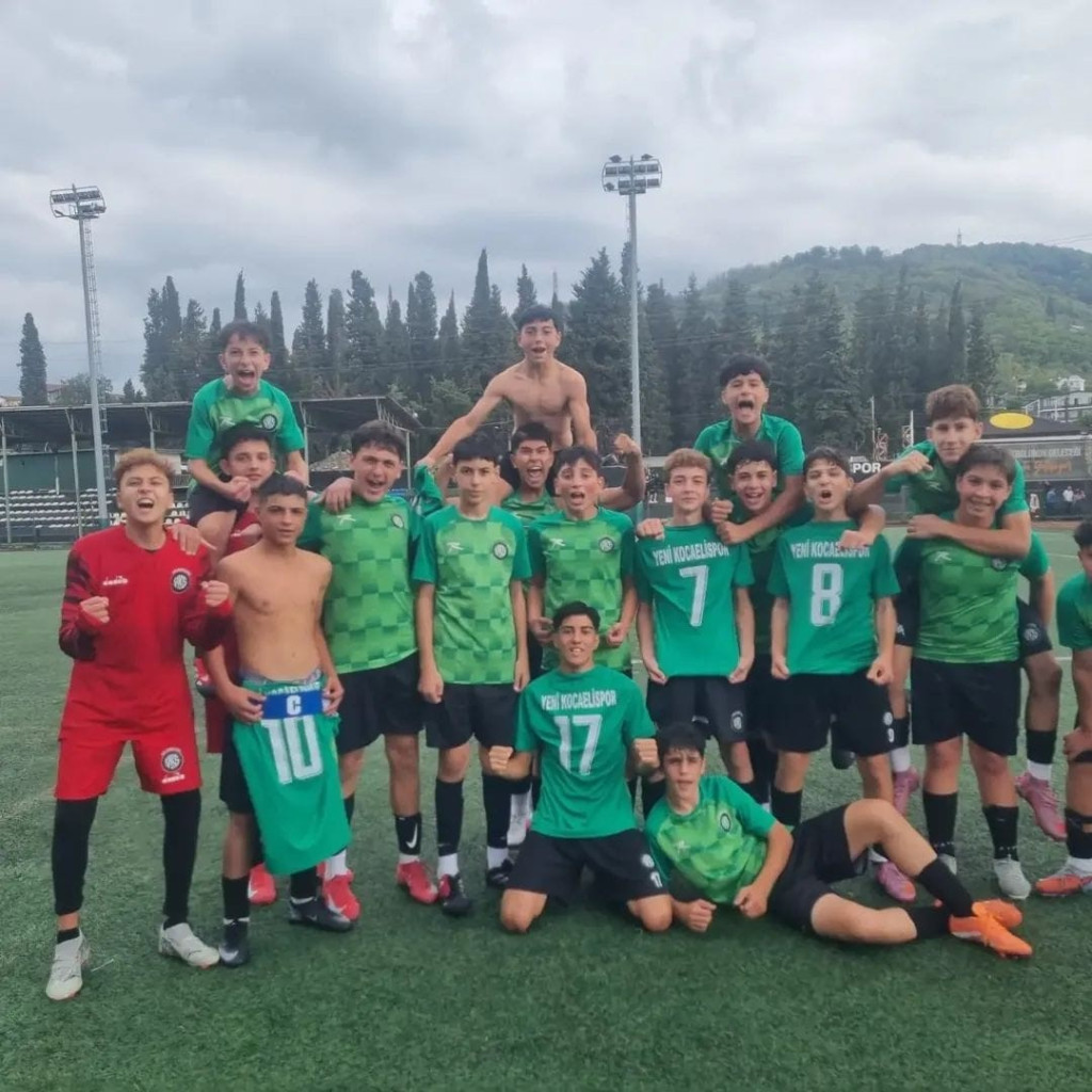 Yeni Kocaelispor U14 ve U15’lerde coştu