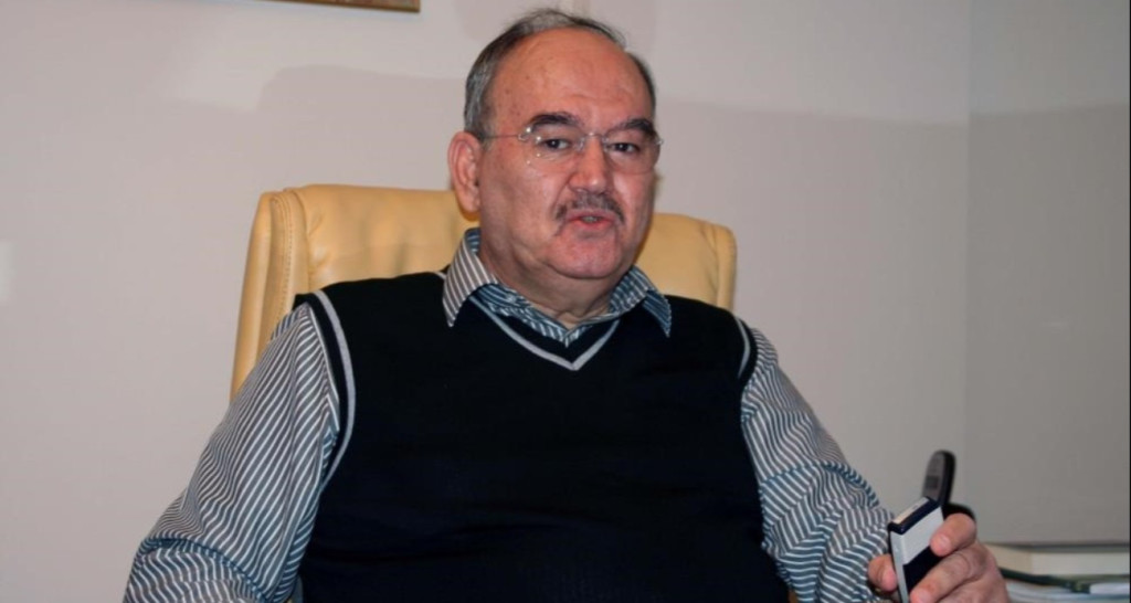 Eski belediye başkanı hayatını kaybetti!