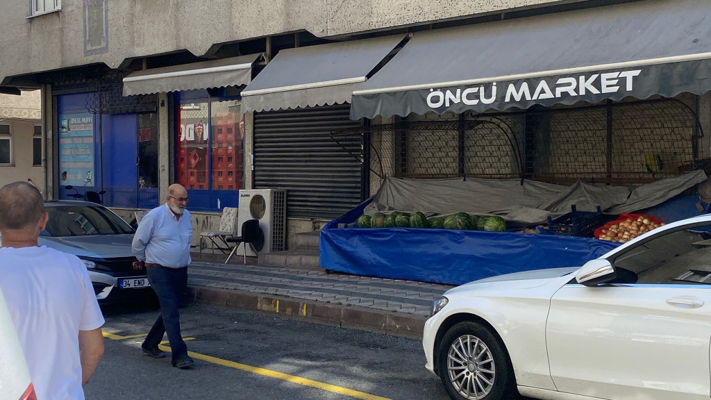 İnternet kafeye silahlı saldırı