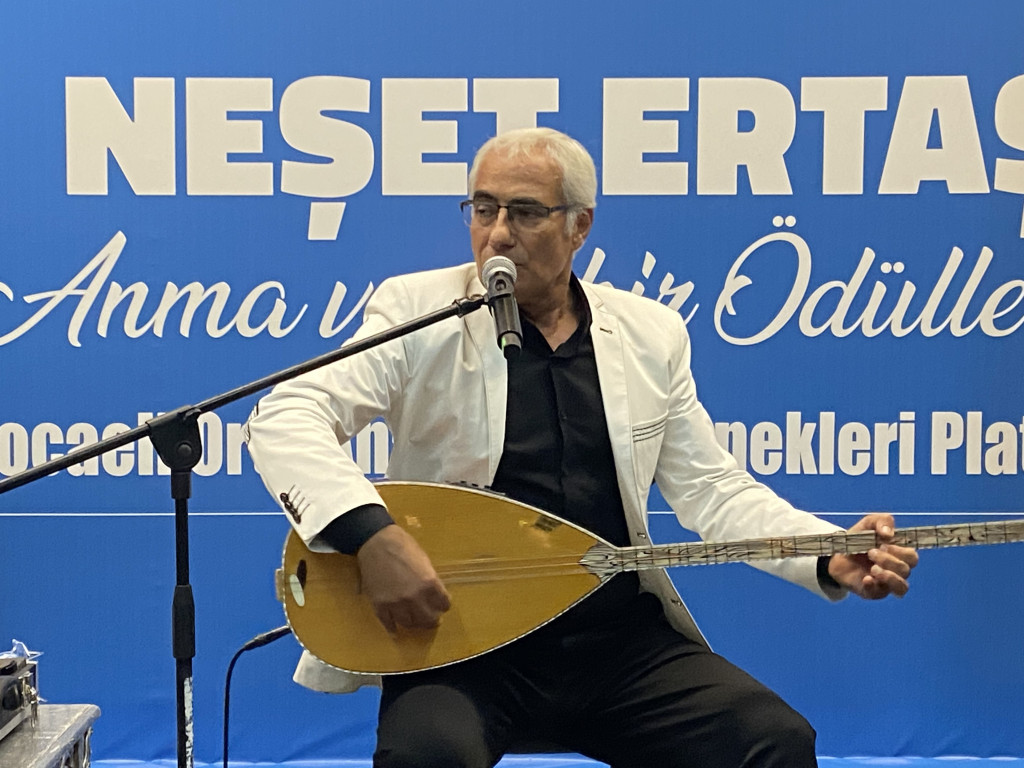 Neşet Ertaş türküleriyle anıldı