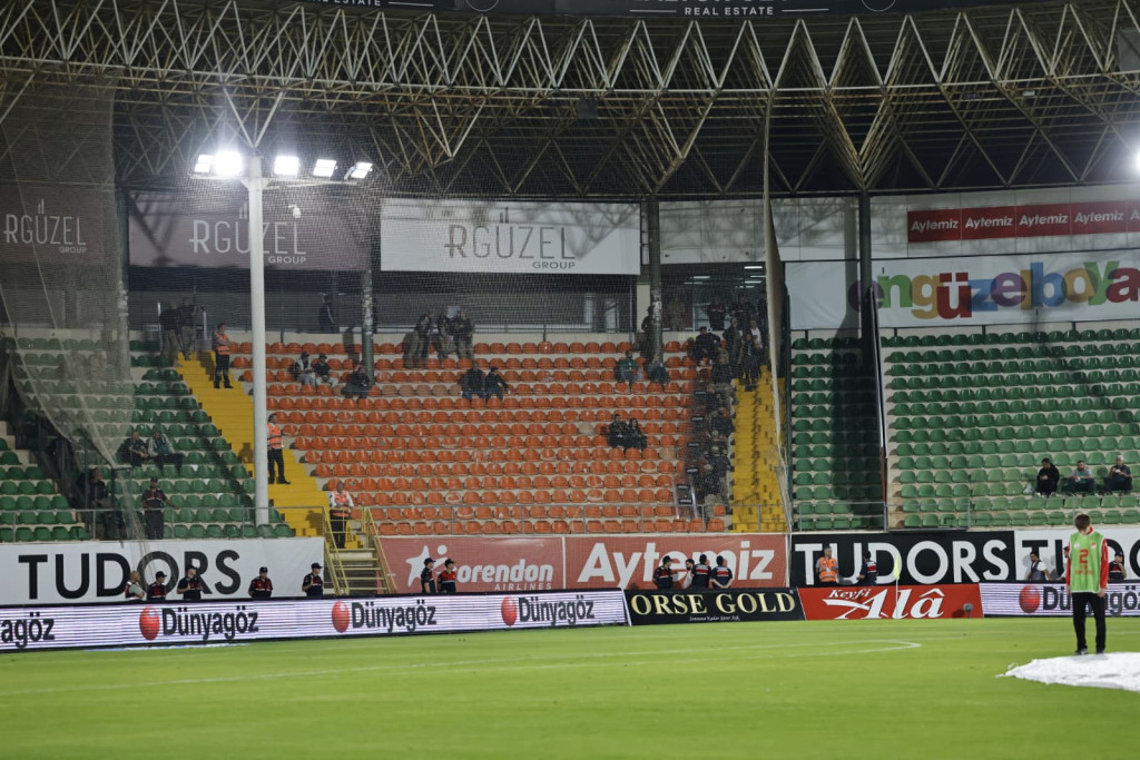 Maç öncesi Kocaelispor taraftarına büyük şok! 