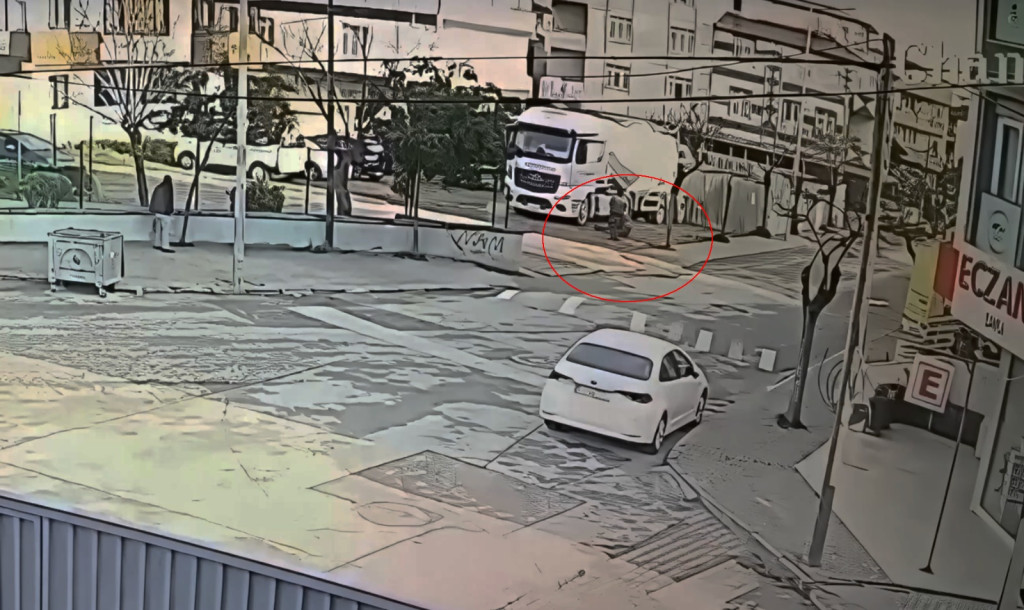 Kocaeli’de kan donduran cinayet! Tırın altında 2 saat beklemiş