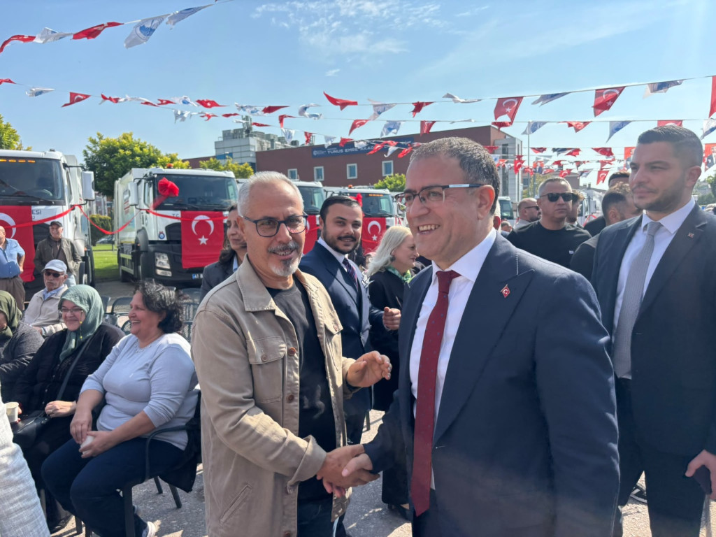 Başkan Gökçe, herkesle tek tek tokalaştı