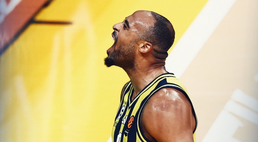 Fenerbahçe Tarfin 2. yarıda kendine geldi!