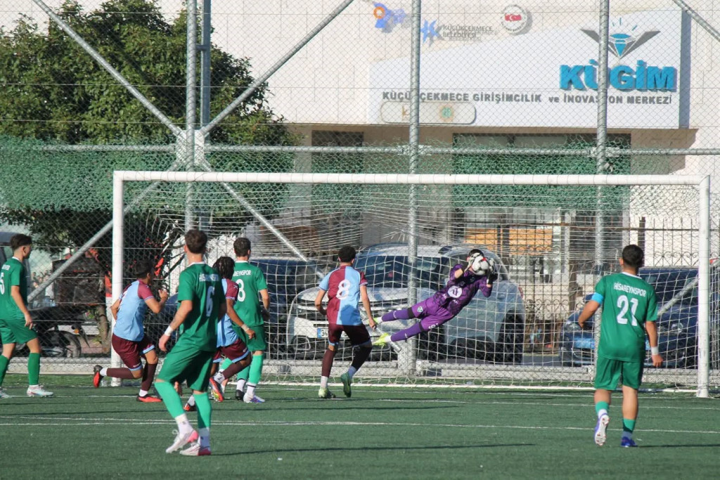 Hisareynspor galibiyeti kaçırdı