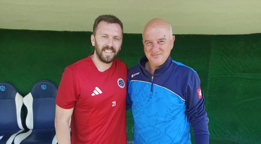 Ergun Ortakcı eski öğrencisi ile hasret giderdi 