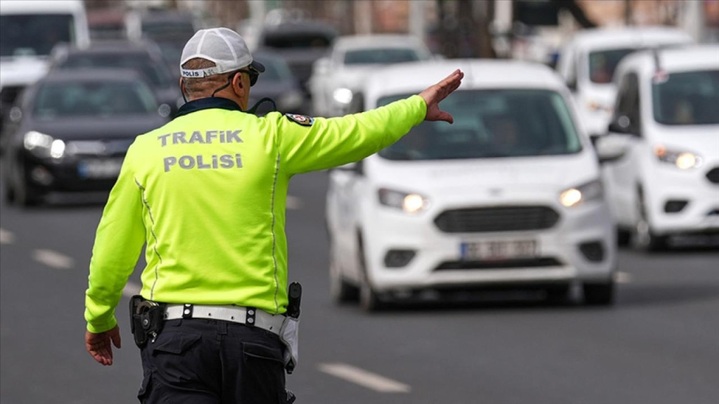 Sürücüler dikkat! O yol 6 saat kapanacak
