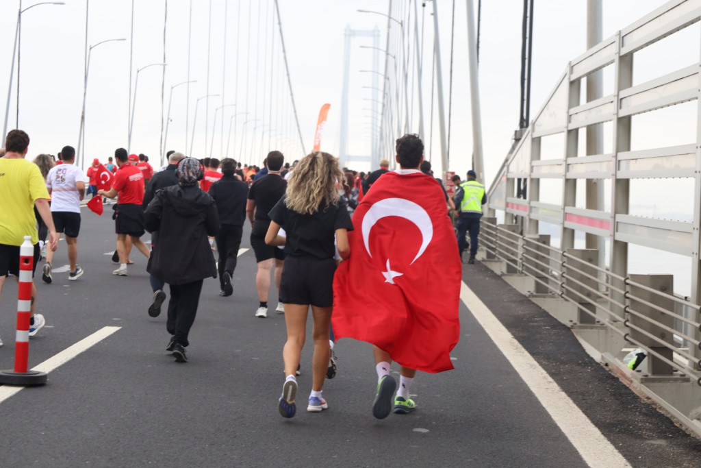 Büyükşehir, Osmangazi Köprüsü’nde bir ilki gerçekleştirdi!