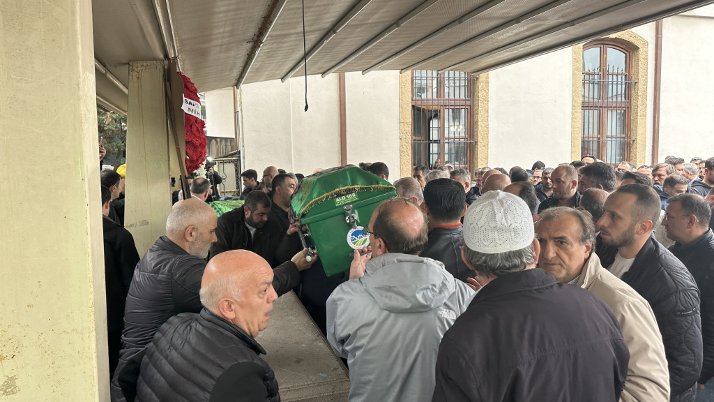 Peribacasında hayatını kaybeden genç çifte son veda!
