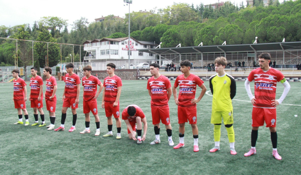Derince Yavuzspor lideri konuk ediyor