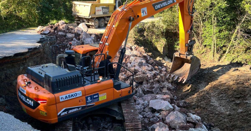 Kocaeli'de selin izleri 800 personel ve 345 araçla siliniyor