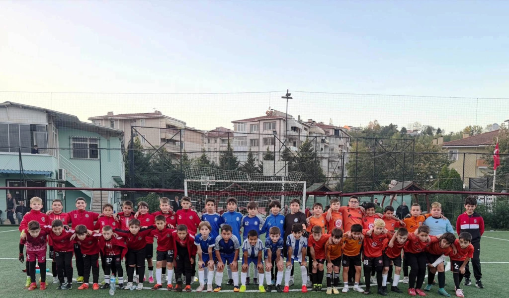 İzmit Gençlerbirliği futbol akademileri arı gibi!