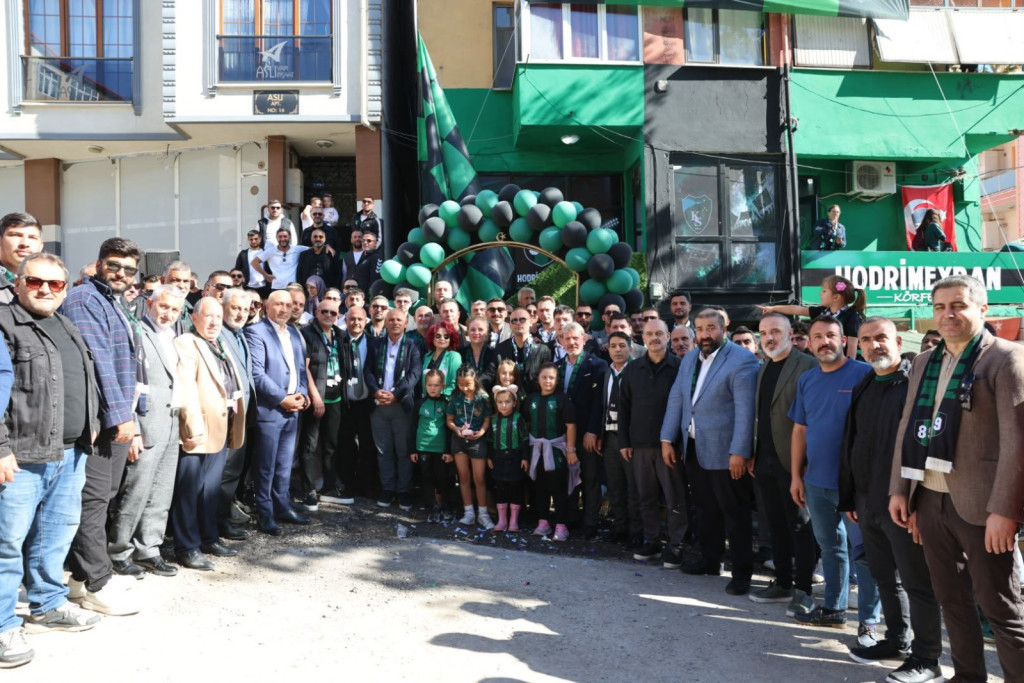 Körfez’de görkemli açılış