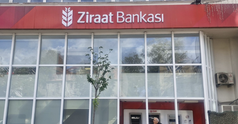 İzmitli esnaf şok yaşadı! Ziraat’e 40 bin TL yatırdı, parası buhar oldu!