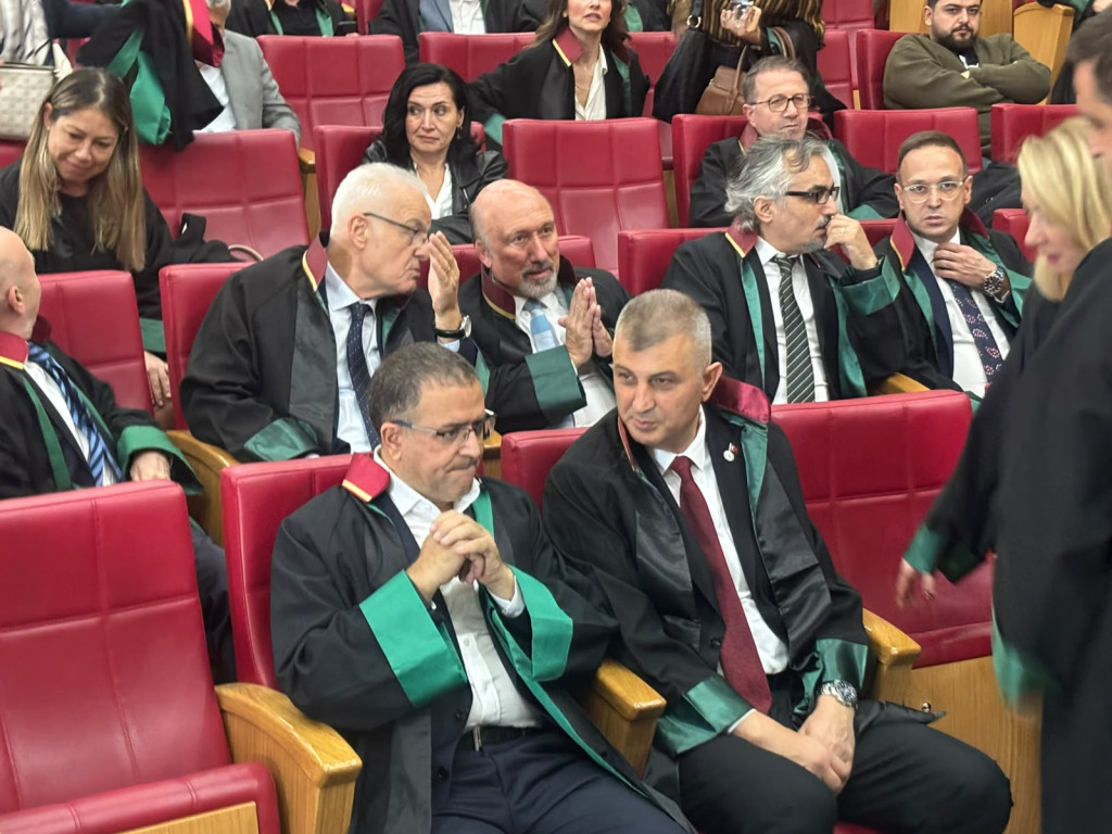 Avukat başkanlar, Baro seçimine katıldı!