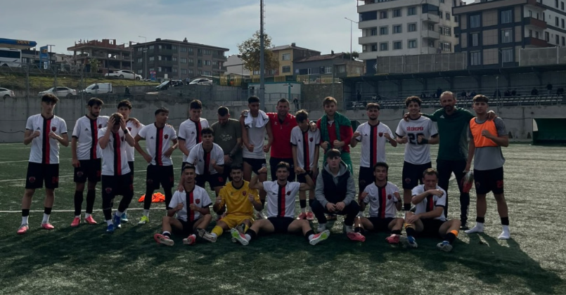 Gençlerin derbisinde 6 gol atıldı