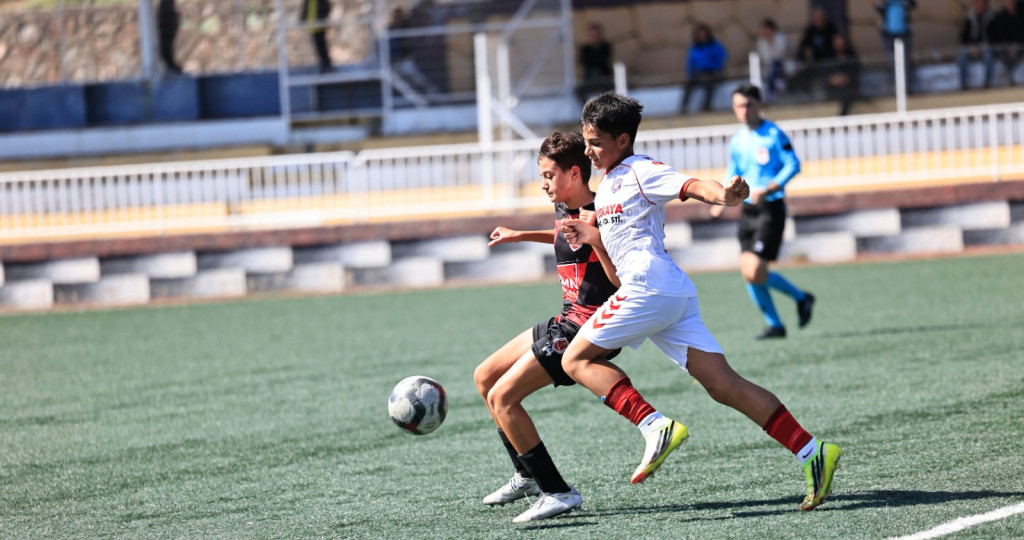 Derince Birlik U-14 yeni sayfa peşinde!