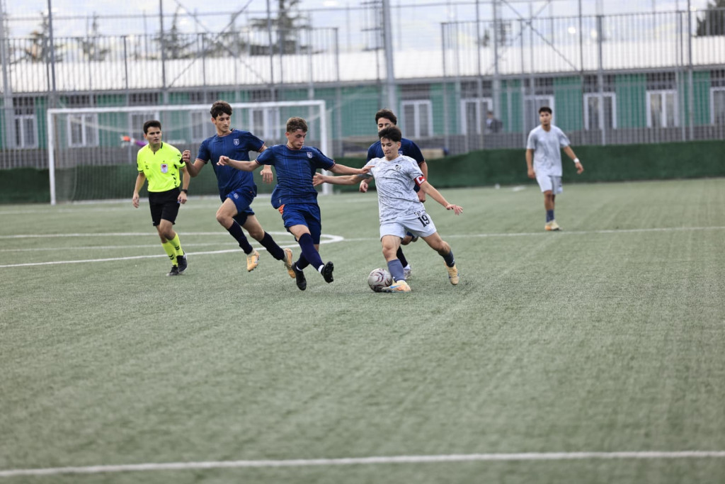 Kocaelispor U-16 ilk yarıyı önde tamamladı