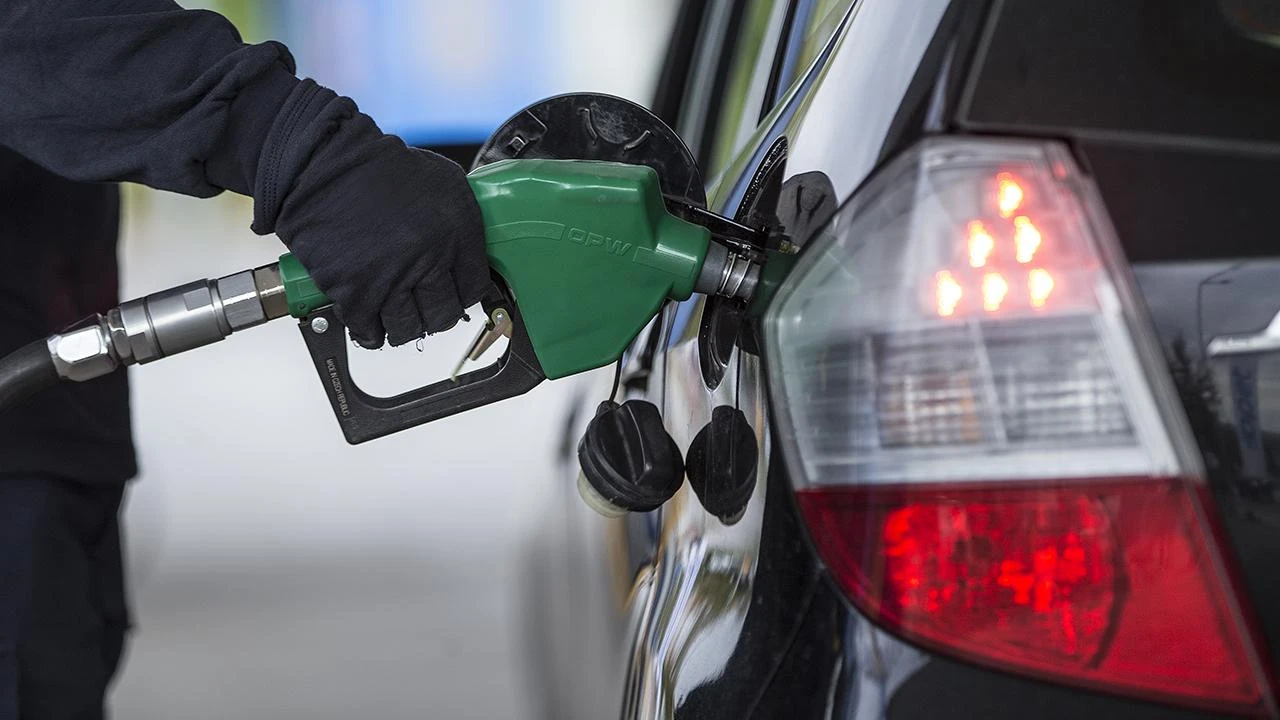 Benzine bir indirim daha geliyor!