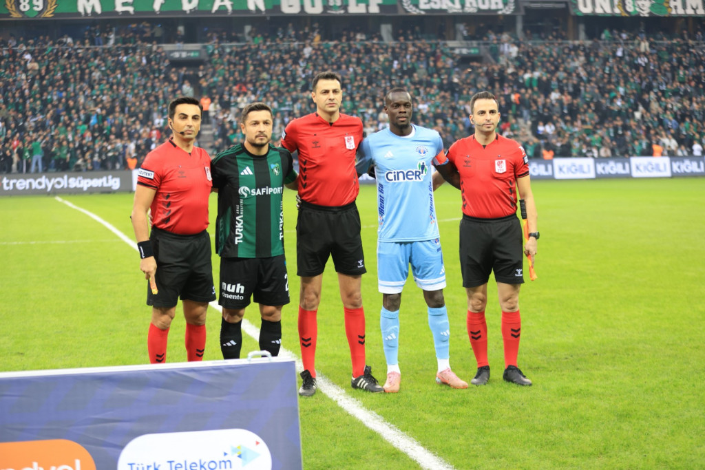 Kocaelispor-Alanyaspor maçının hakemi belli oldu