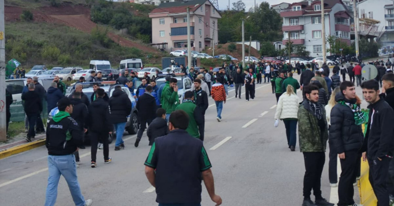 Kocaelispor taraftarları stadyuma akın ediyor