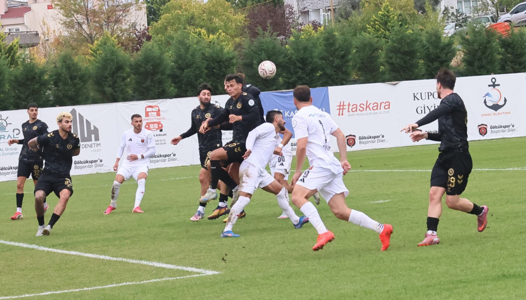 Gölcükspor-Zonguldakspor maçında 4 gol