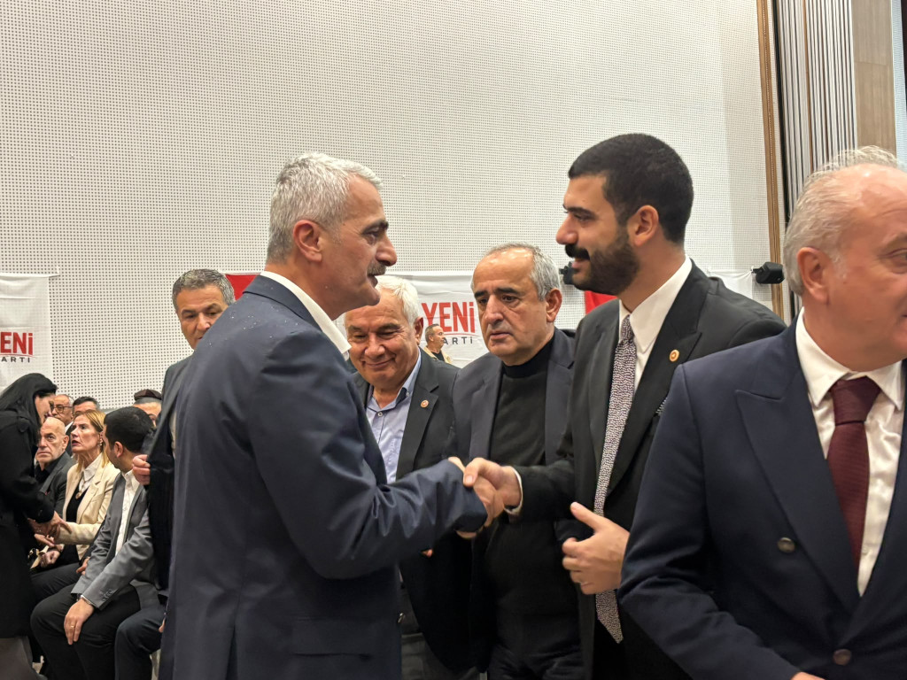 Adaylıktan çekilen Atasoy Bilgin de toplantıya katıldı!