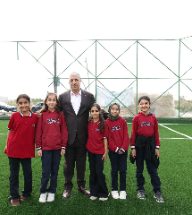 Diliskelesi'nde park ve halı saha yenileme çalışmaları sürüyor