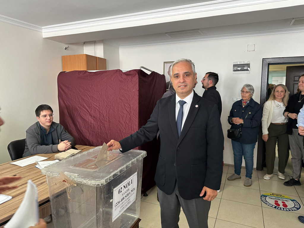 Yeni Parti İzmit’te Kuruçelik’in yönetimi belli oldu!