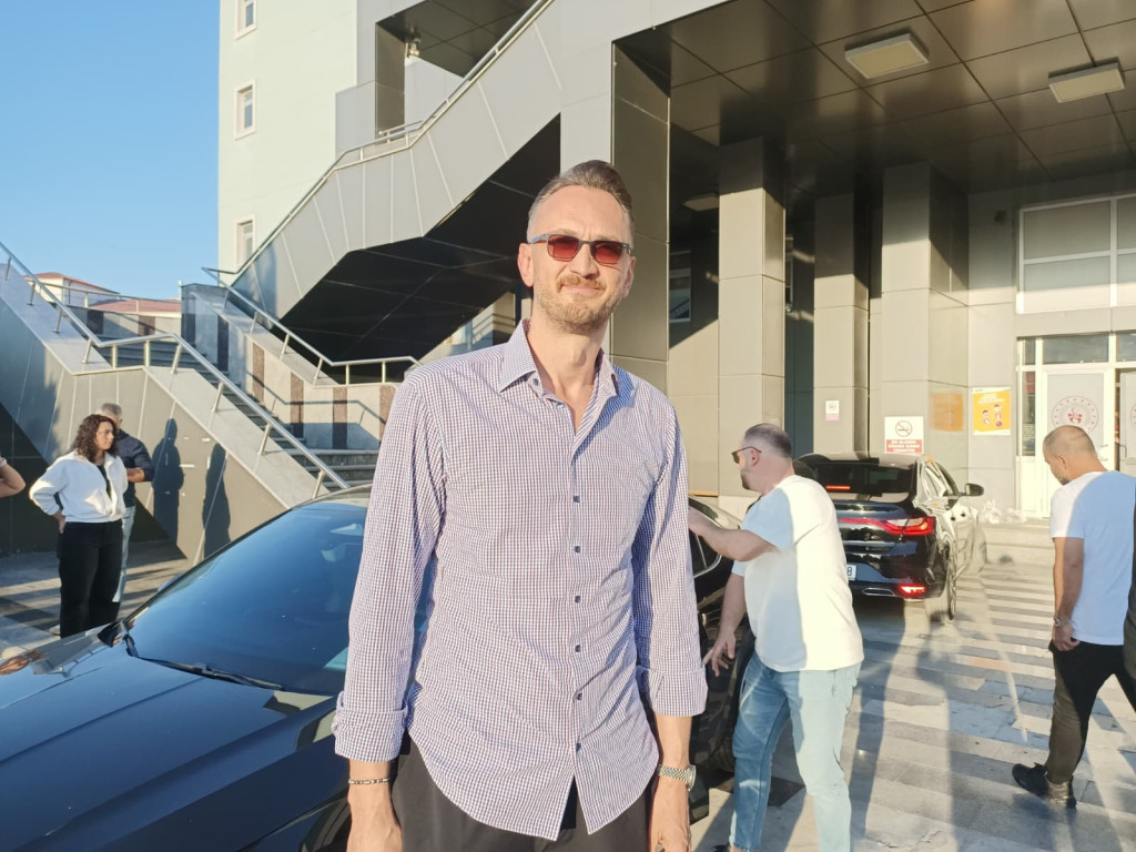 Eski milli yıldız Semih Erden İzmit’te!