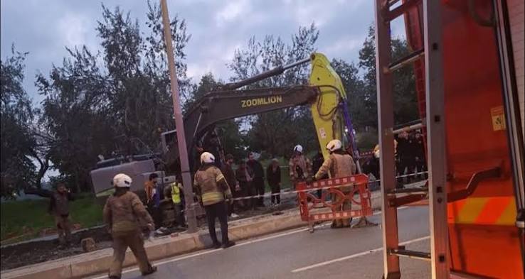 Altyapı çalışmasında feci olay! Toprak altında kalan işçi hayatını kaybetti
