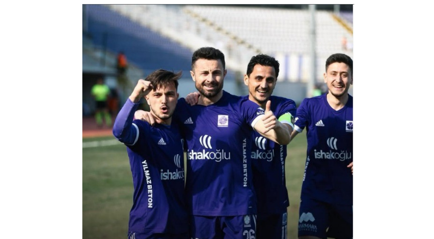 Denizalp Özdemir Pazarspor’a gitti