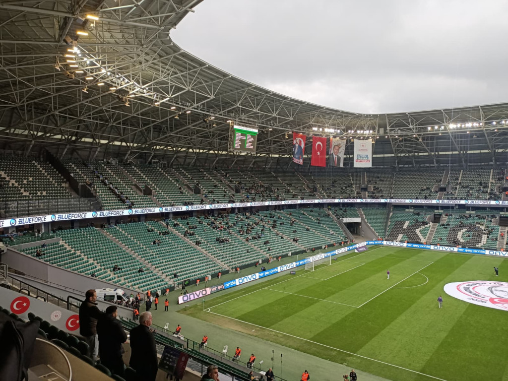 Son 10 dakika Kocaeli Stadı bu şekilde!